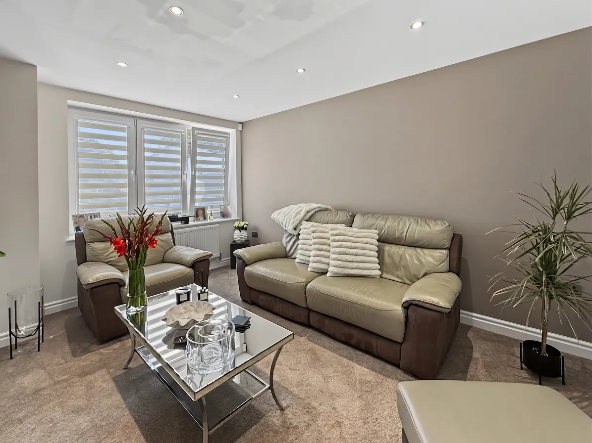 Butterstile Lane, Prestwich, M25, photo 9