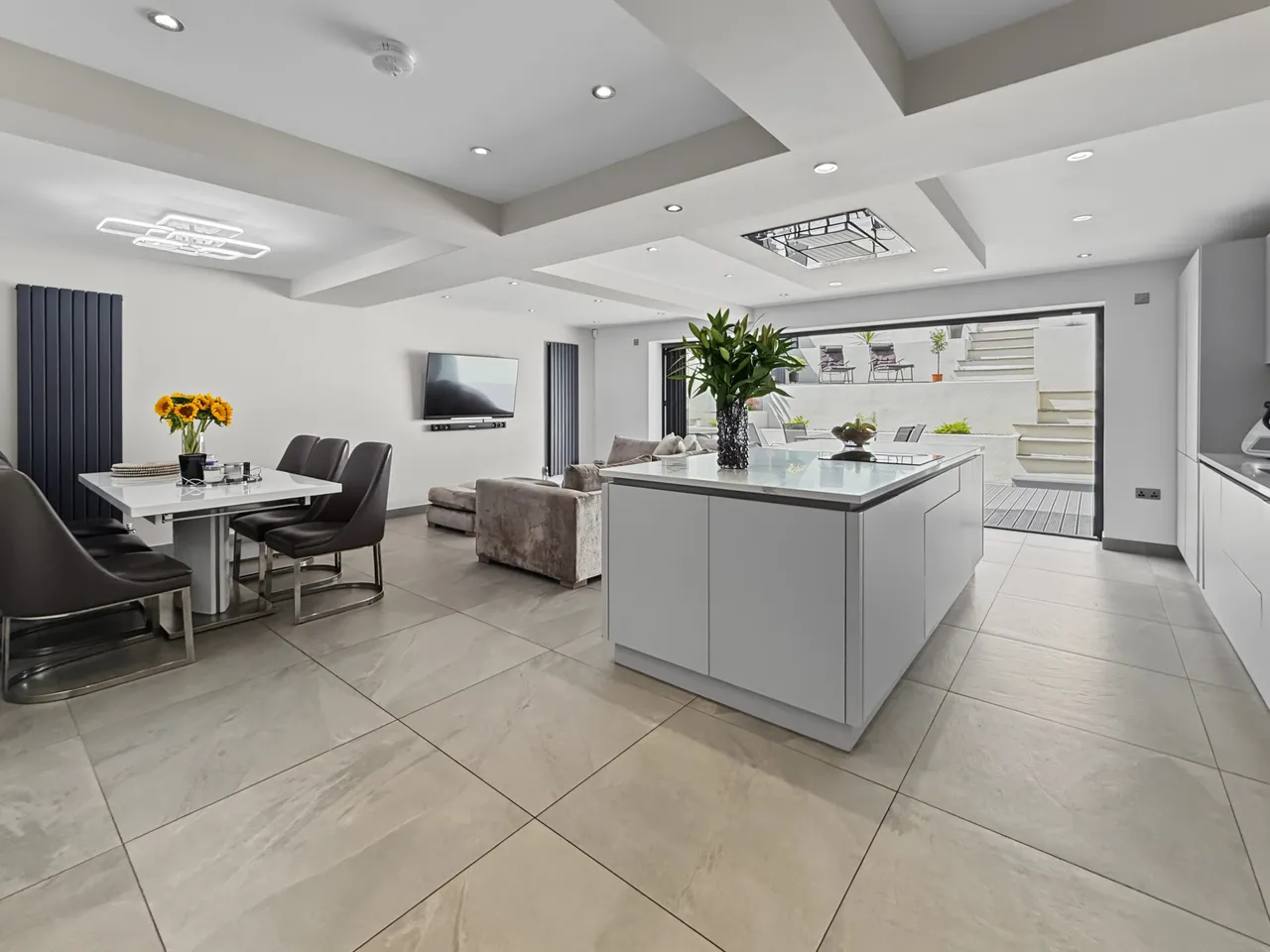 Butterstile Lane, Prestwich, M25, photo 10