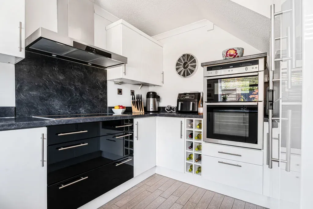 Hexham Gardens, Bletchley, Milton Keynes, Buckinghamshire, MK3 5EX, photo 17