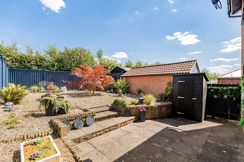 Hexham Gardens, Bletchley, Milton Keynes, Buckinghamshire, MK3 5EX, photo 5