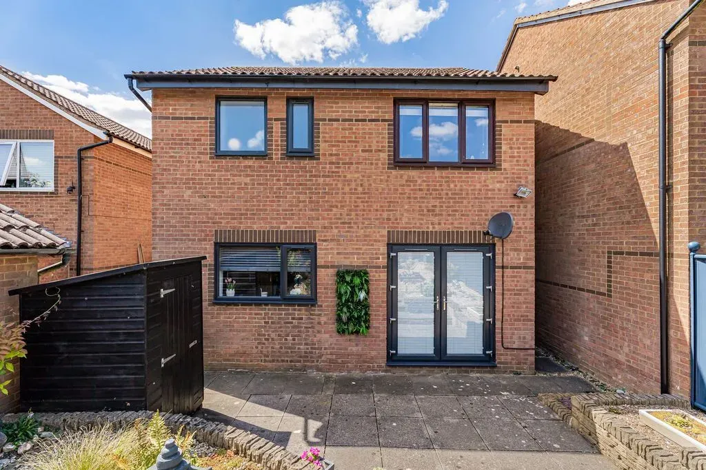 Hexham Gardens, Bletchley, Milton Keynes, Buckinghamshire, MK3 5EX, photo 19