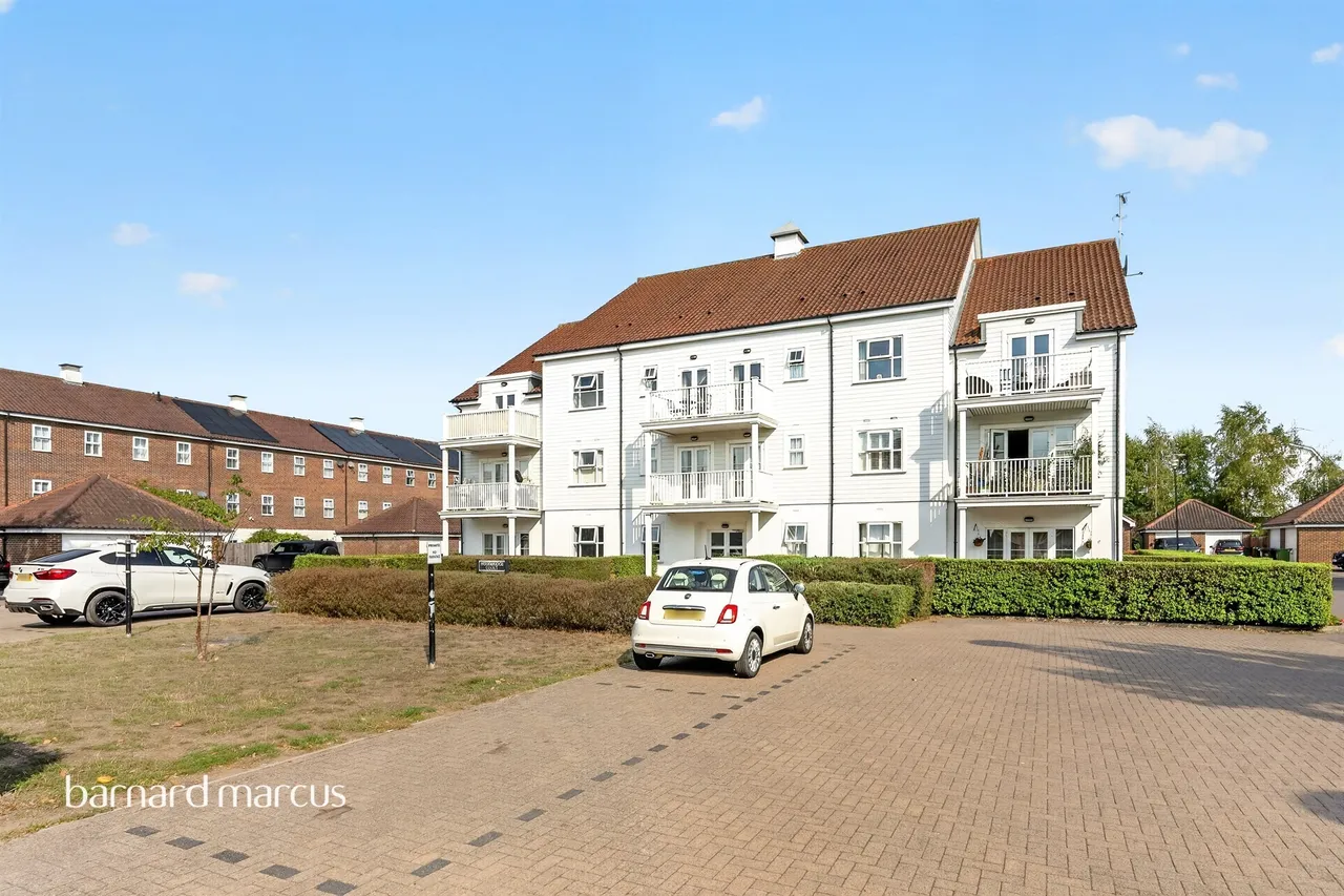 Beaumont Drive, Worcester Park, KT4, photo 16