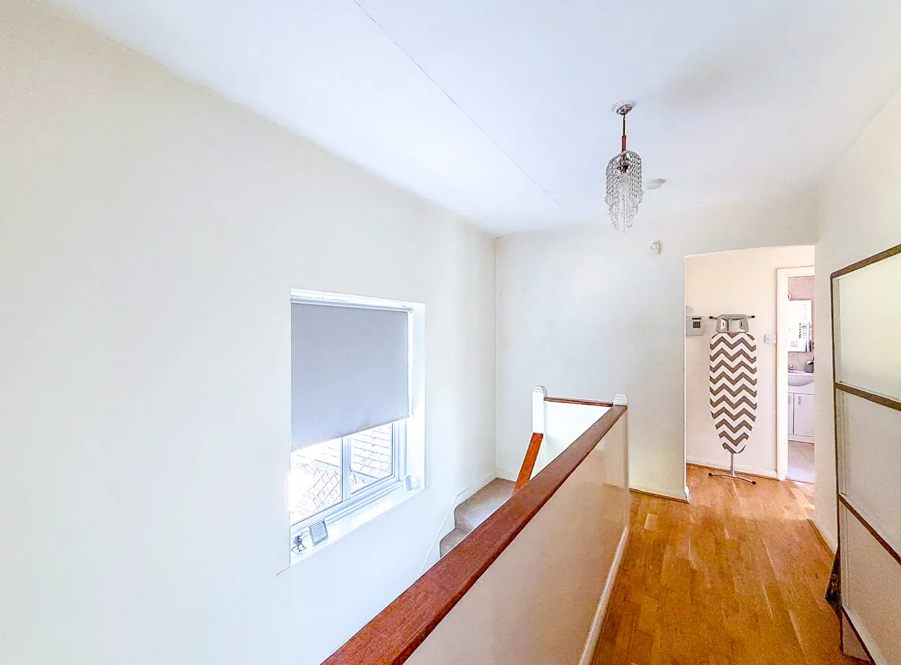 Pinn Way, Ruislip, HA4, photo 12