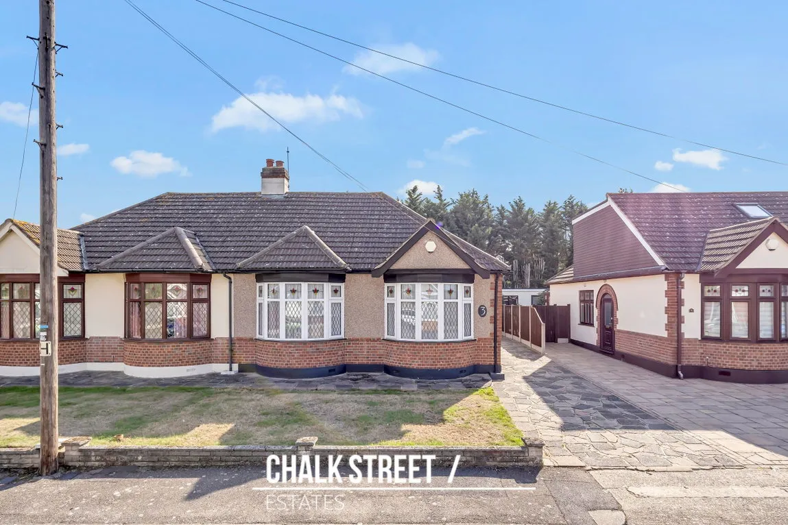 McIntosh Close, Romford, RM1, photo 15