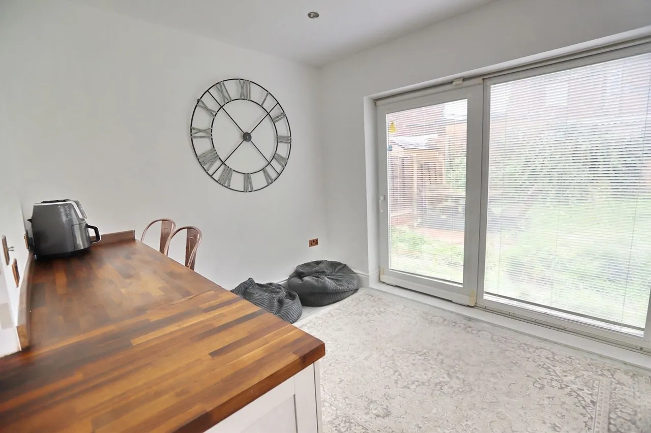 Warwick Avenue, Whitefield, M45, photo 9
