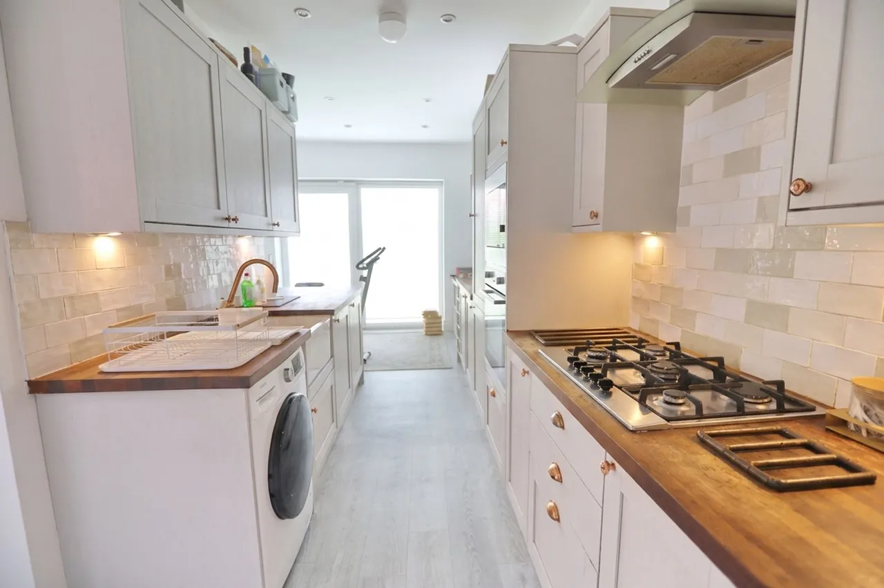Warwick Avenue, Whitefield, M45, photo 6