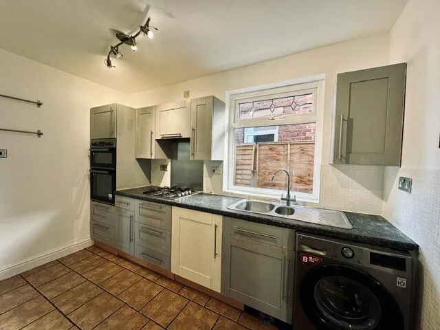 Nicholas Avenue, Rudheath, CW9, photo 4