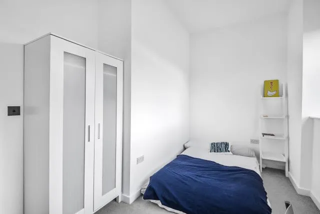 Charles Street, London, N19, photo 6