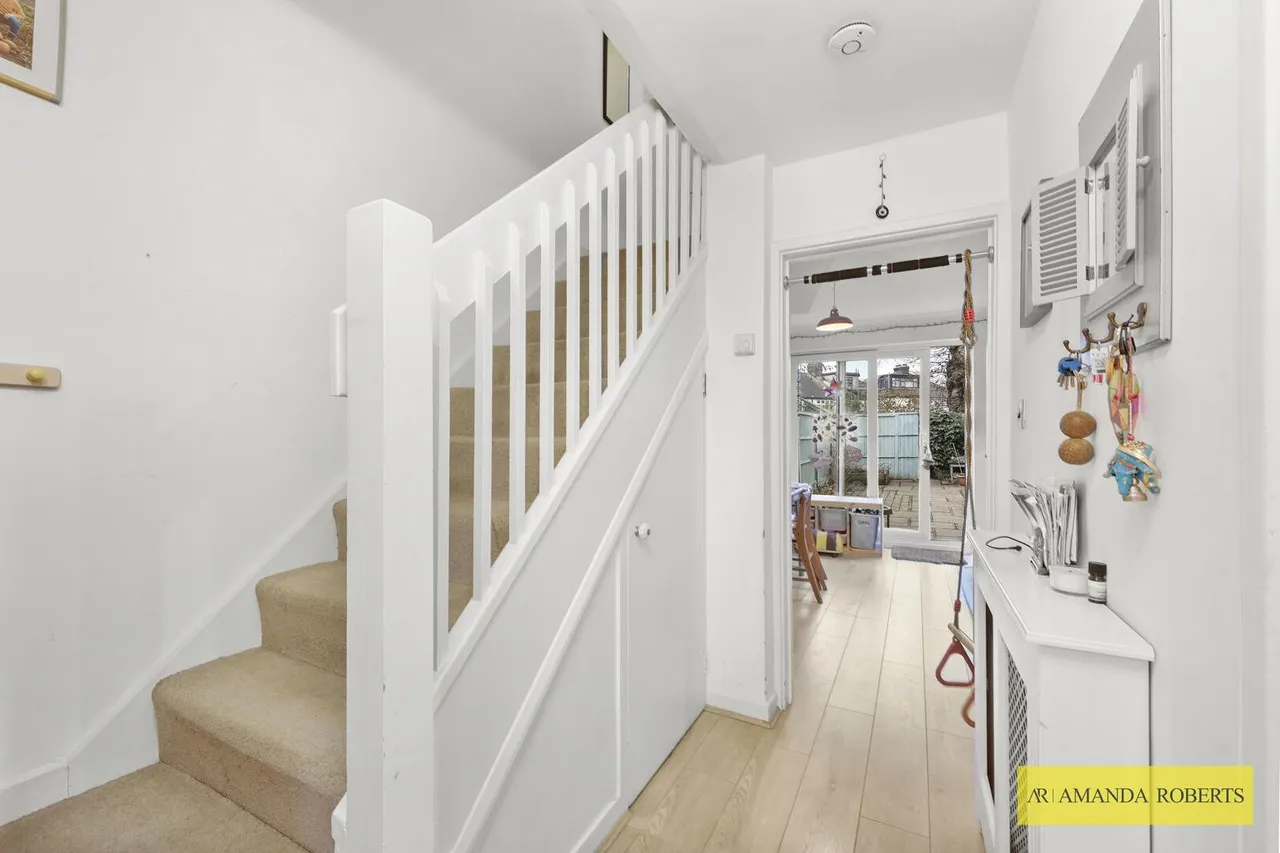 Greenbank Close, London, photo 4