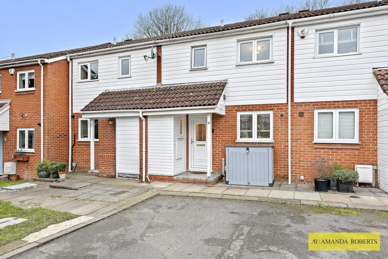 Greenbank Close, London, photo 2