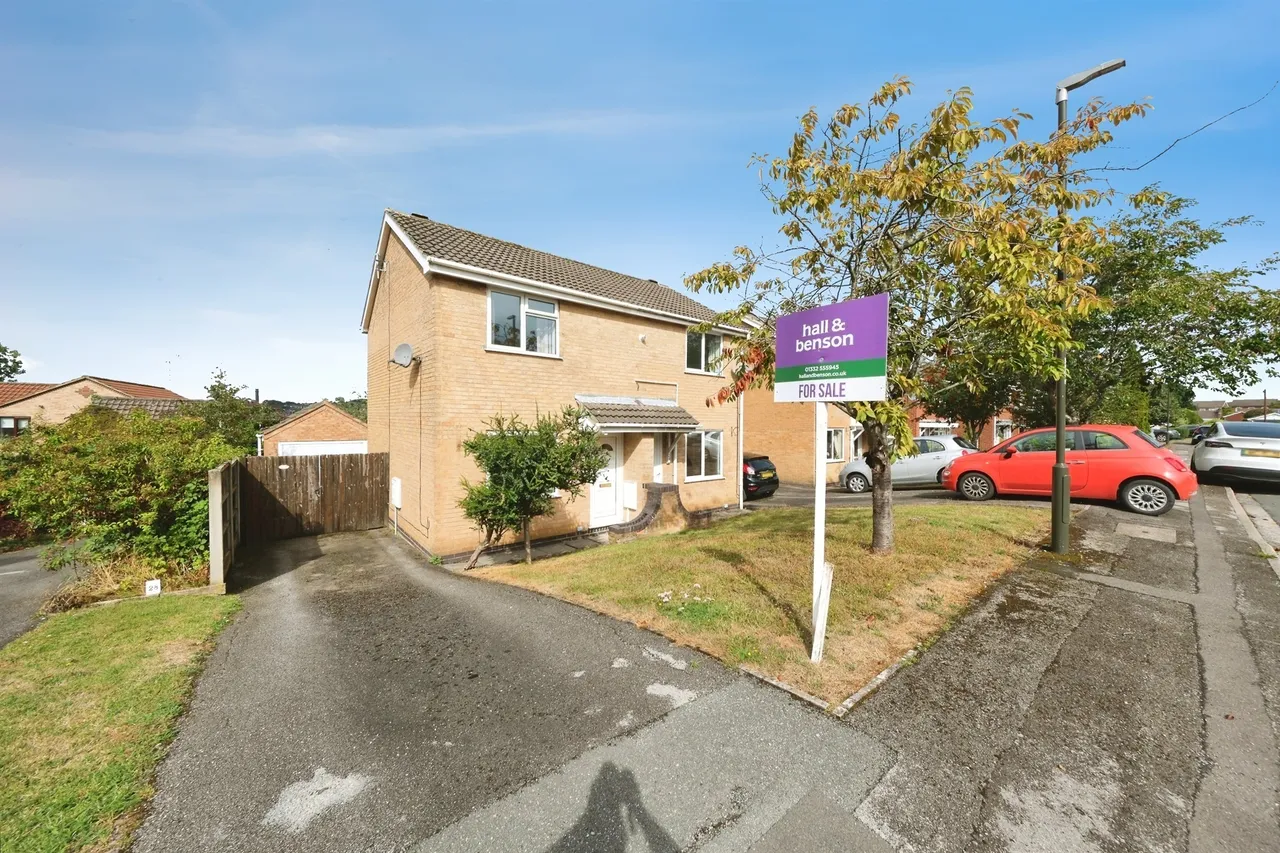 2 bed house for sale, Burbage Close, Belper, DE56