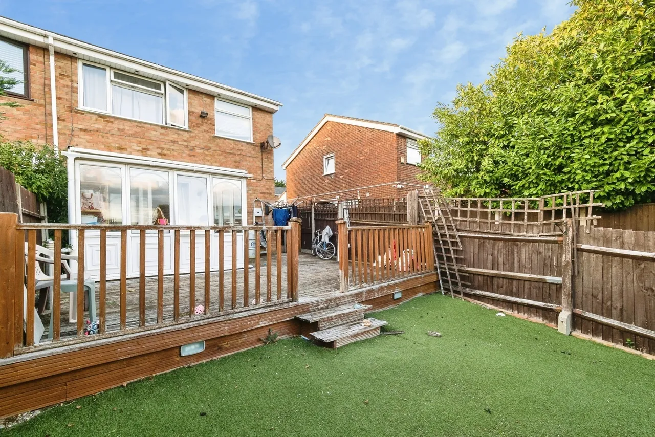 View Close, Chigwell, IG7, photo 3