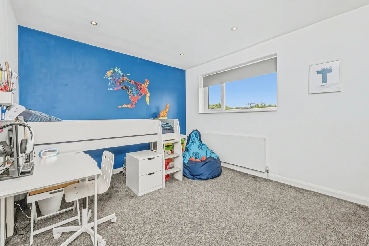Chapelgate, Holmfirth, HD9, photo 17