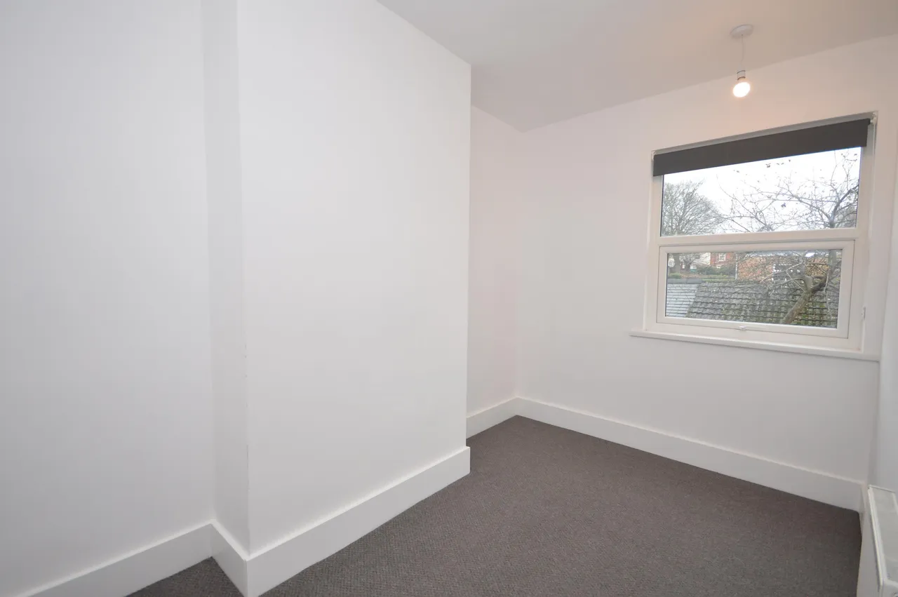 Sackville Street, Kettering, NN16, photo 2