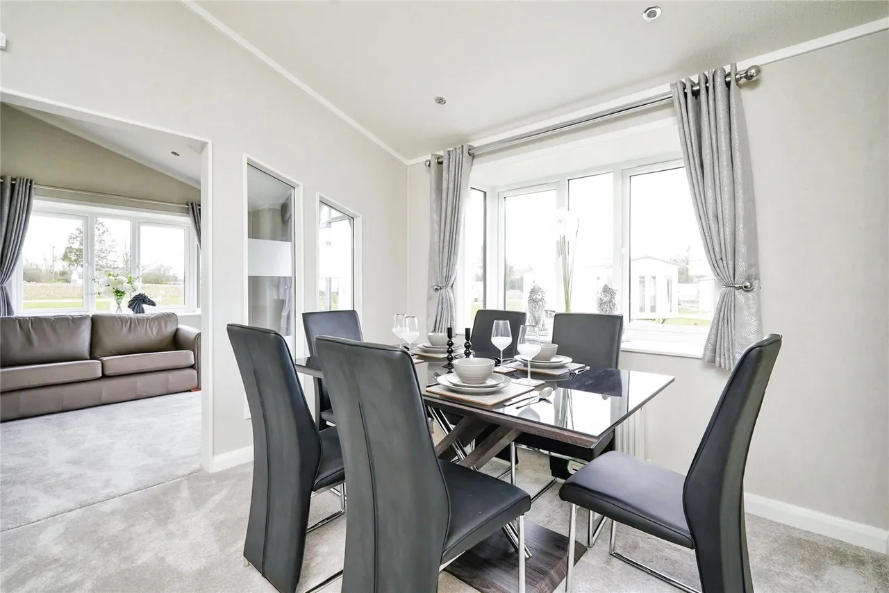 Heathfield, Bletchingdon, Kidlington, Oxfordshire, OX5, photo 3