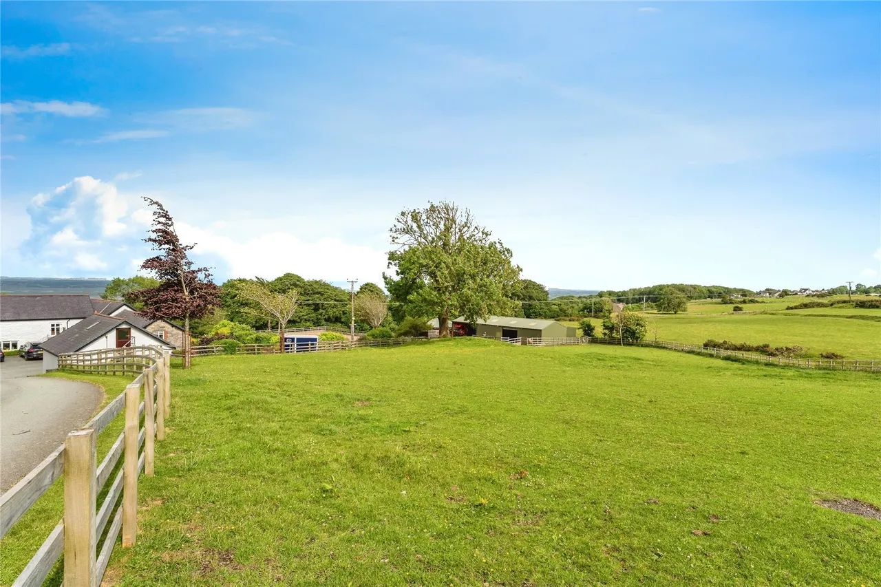 Windmill, Pentre Halkyn, CH8, photo 4