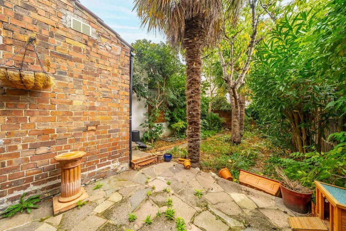 Hillbrook Road, SW17, photo 8