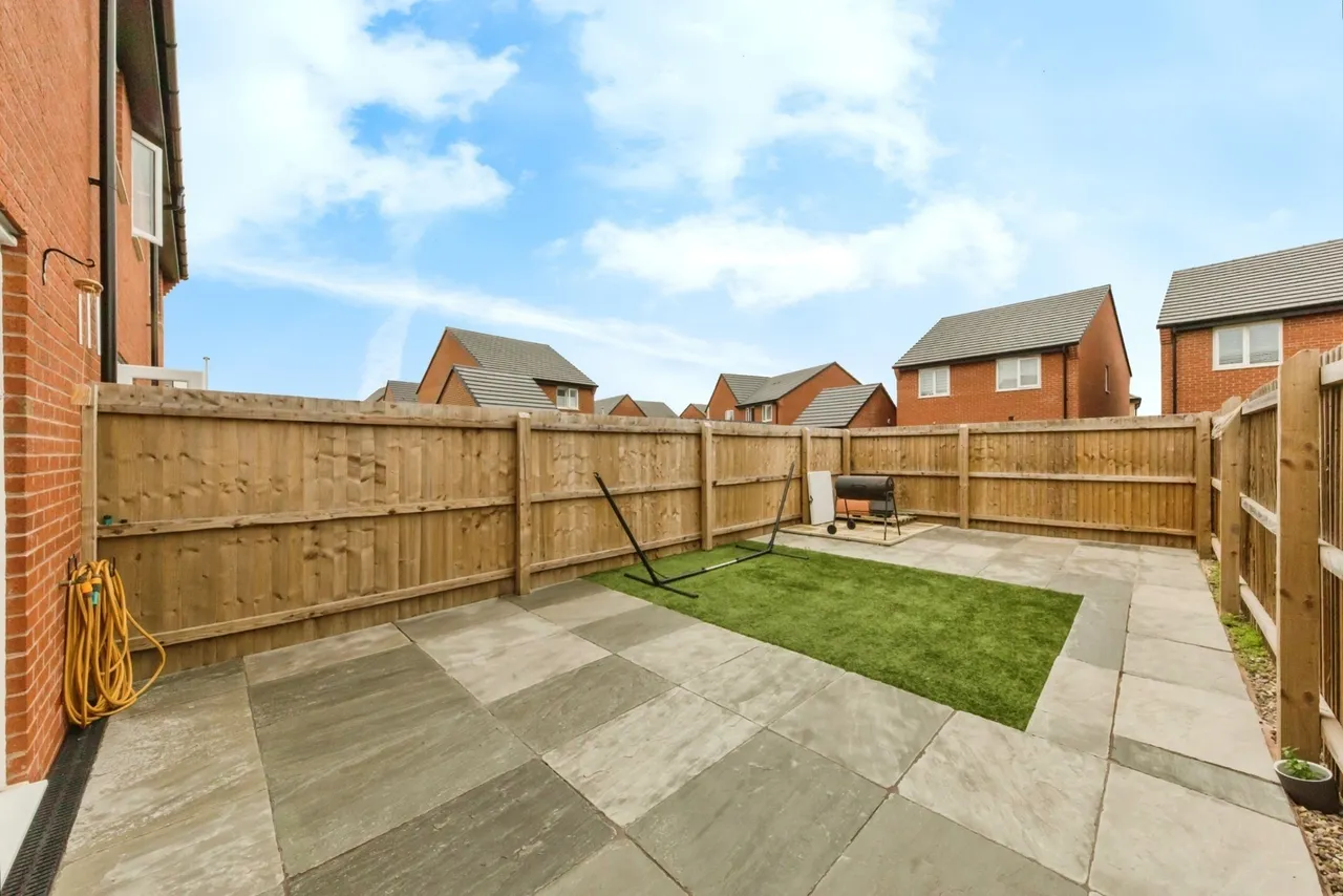 Randalls Drive, Crewe, Cheshire, CW1, photo 14