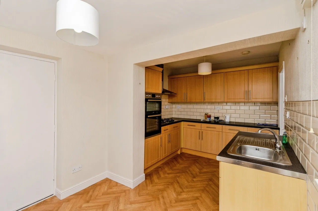 Magna Close, Cheslyn Hay, Walsall, WS6, photo 9