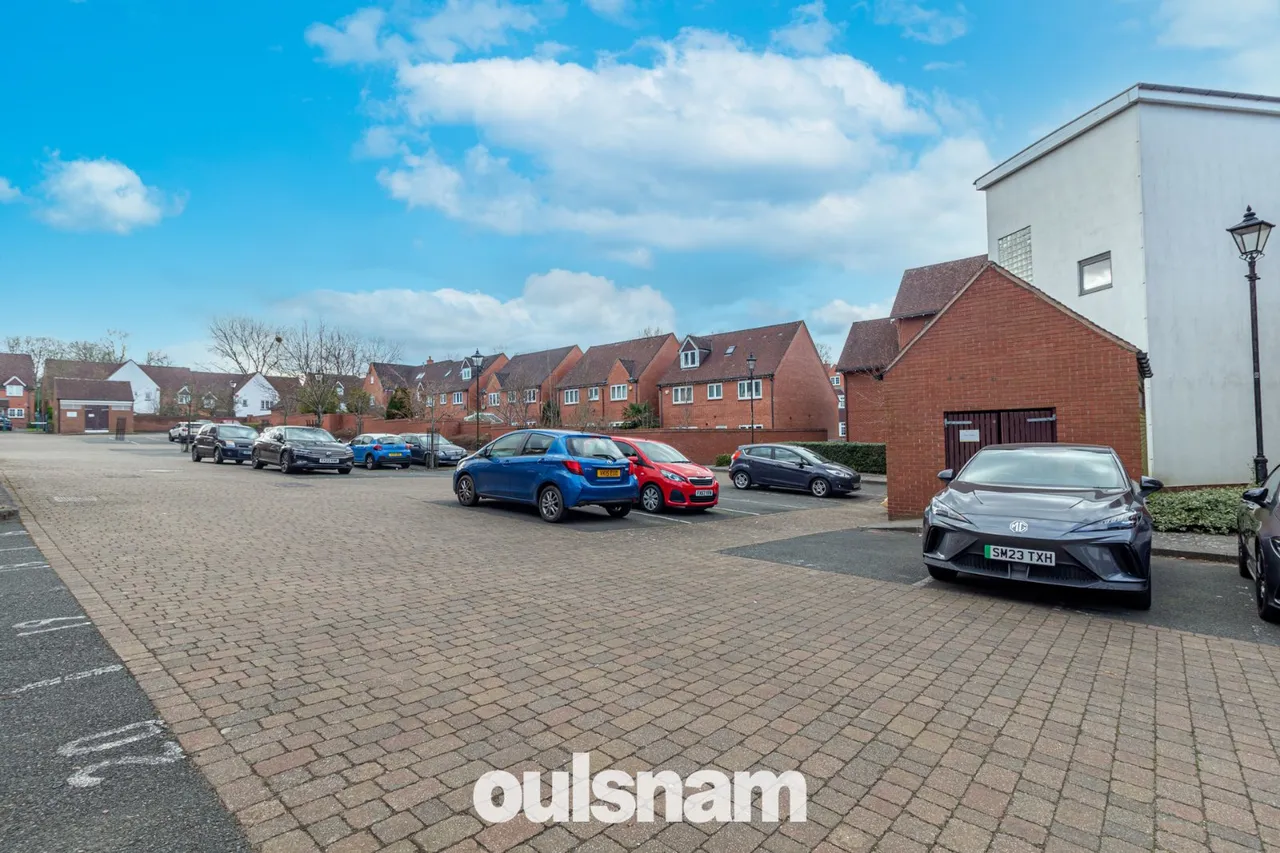 Middlepark Drive, Northfield, Birmingham, West Midlands, B31 2FQ, photo 13