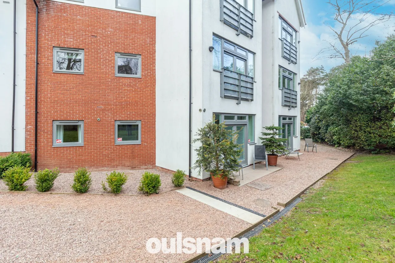 Middlepark Drive, Northfield, Birmingham, West Midlands, B31 2FQ, photo 12