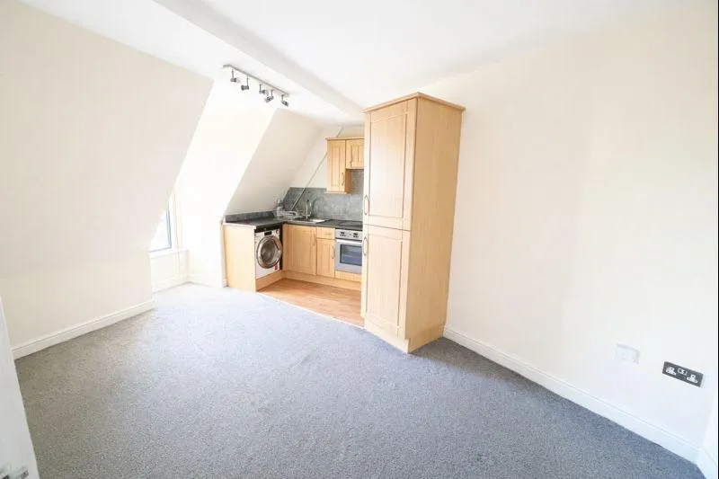 Meribel Square, Prescot, L34, photo 3