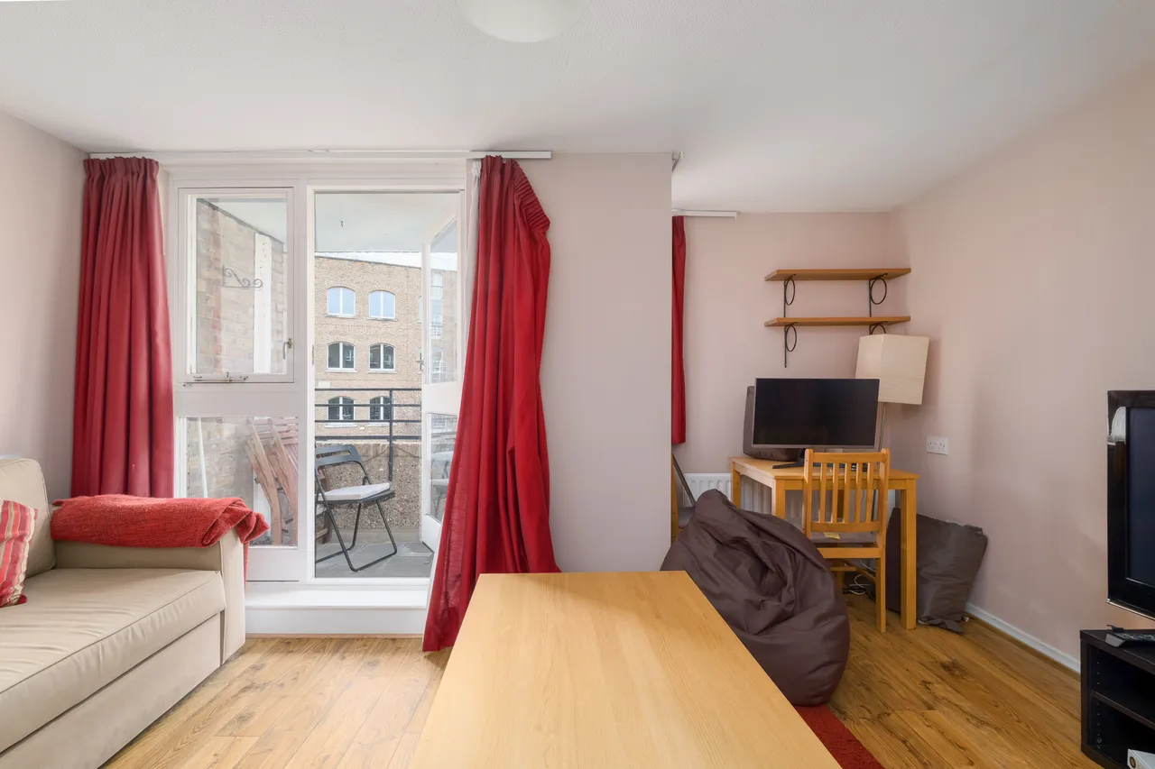 St. Katharines Way, London, E1W, photo 8