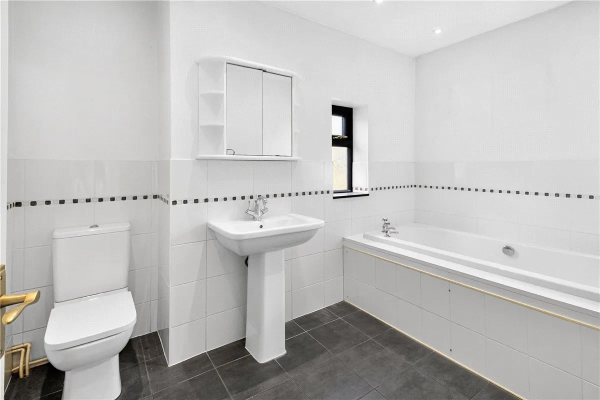 Mount Edge, Hopton, ST18, photo 10