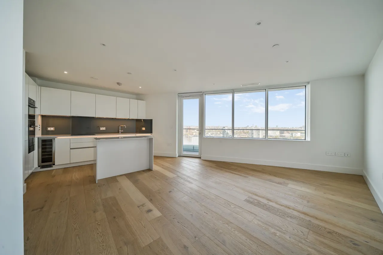 Flat 99, Lombard Wharf, 12 Lombard Road, London, photo 7