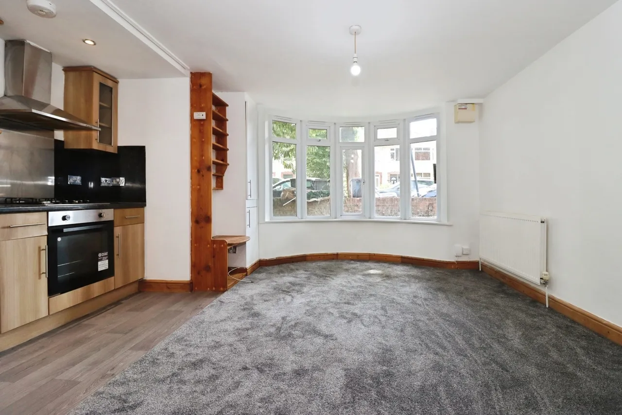 Staple Hill Road, Bristol, BS16, photo 4