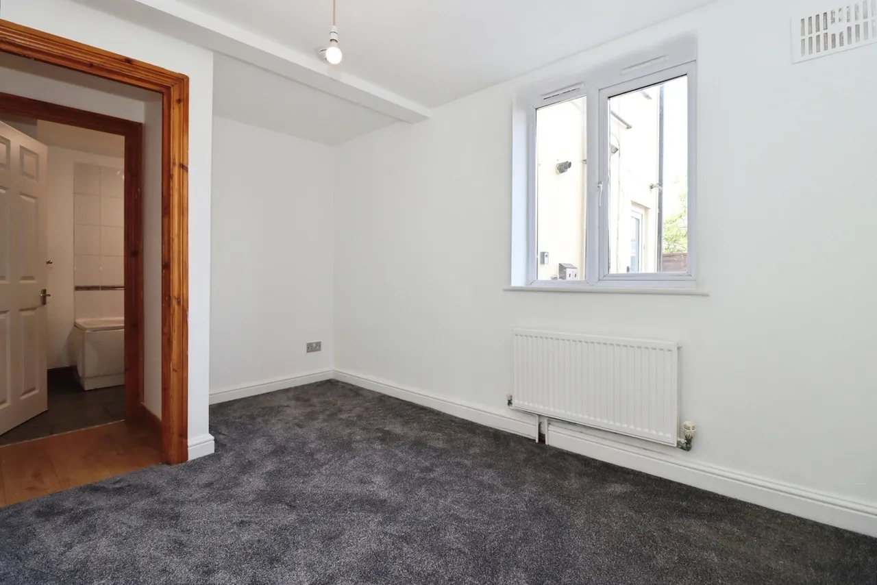 Staple Hill Road, Bristol, BS16, photo 9