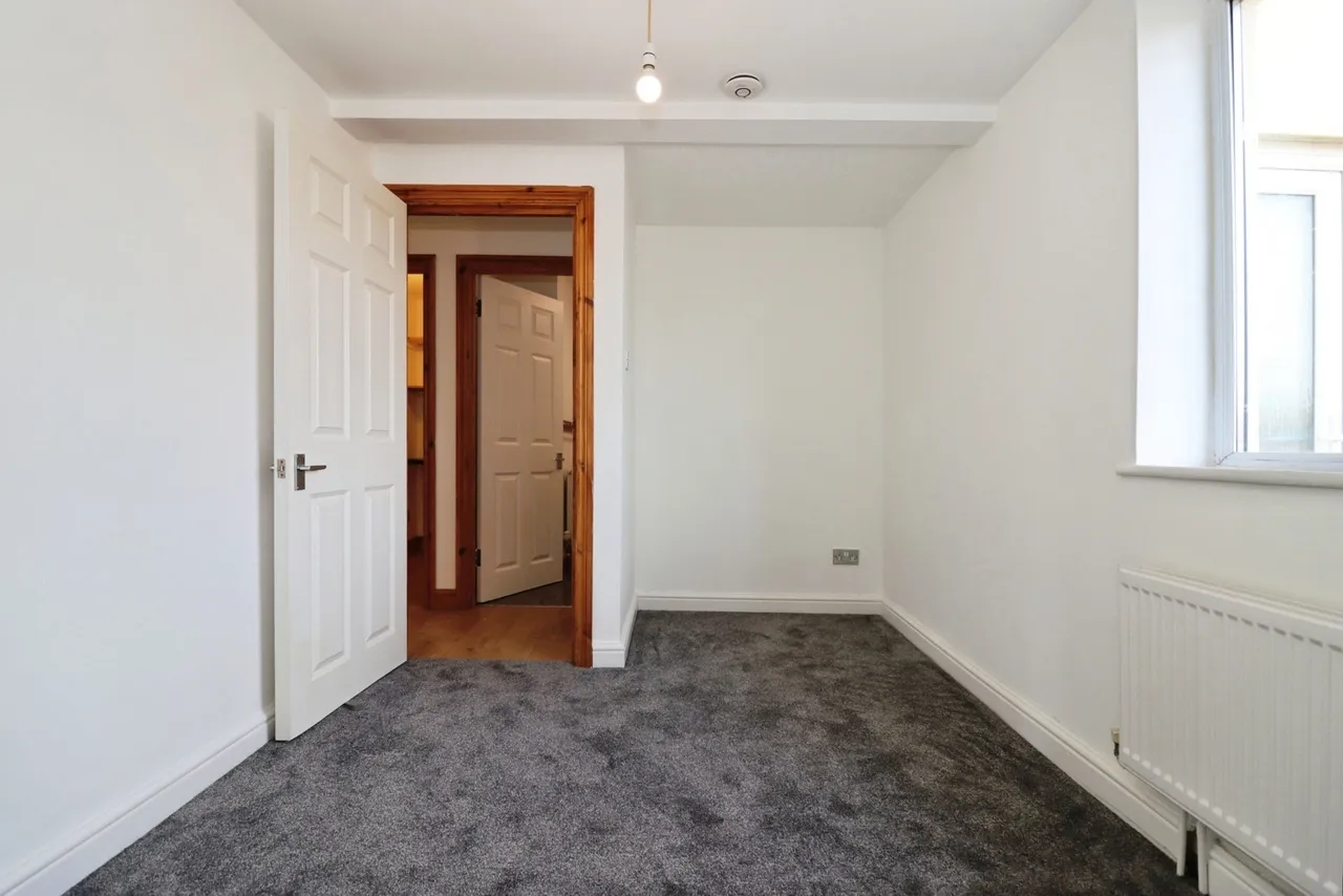 Staple Hill Road, Bristol, BS16, photo 10