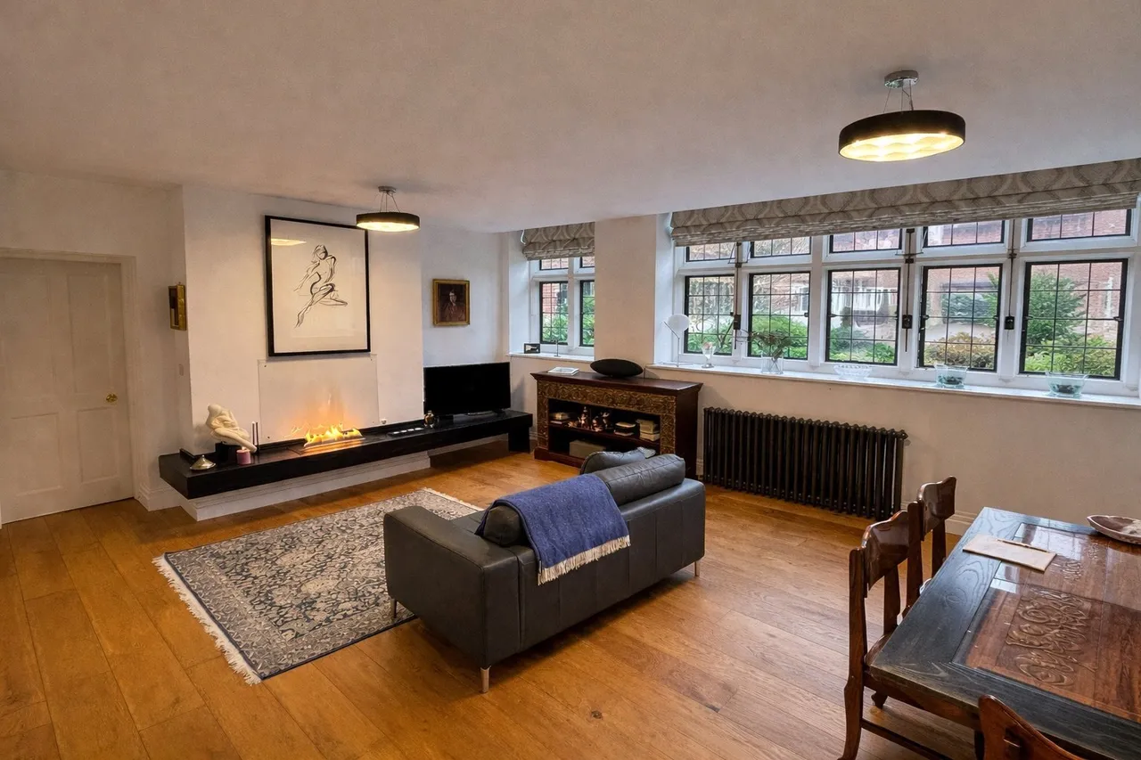 Kings Drive, Midhurst, GU29, photo 14