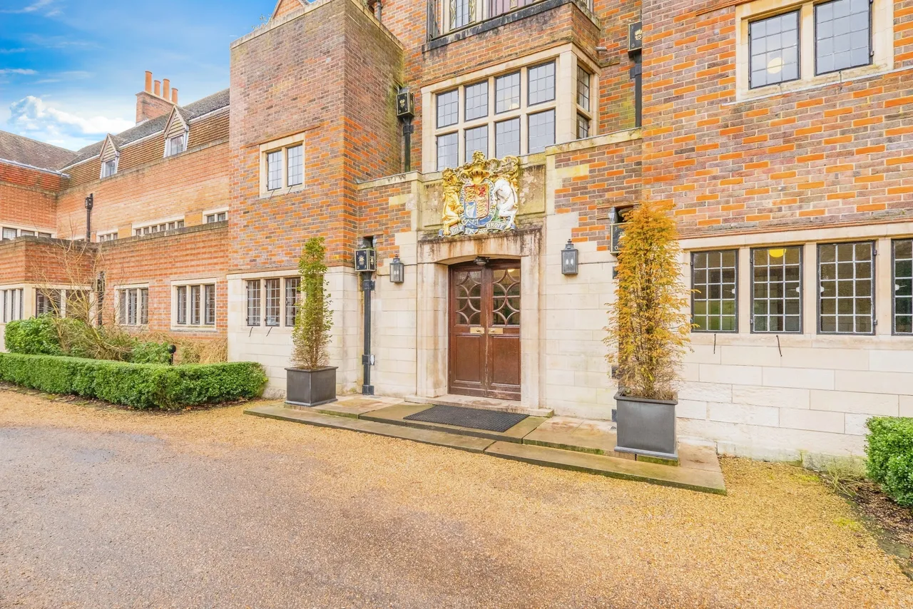 Kings Drive, Midhurst, GU29, photo 3