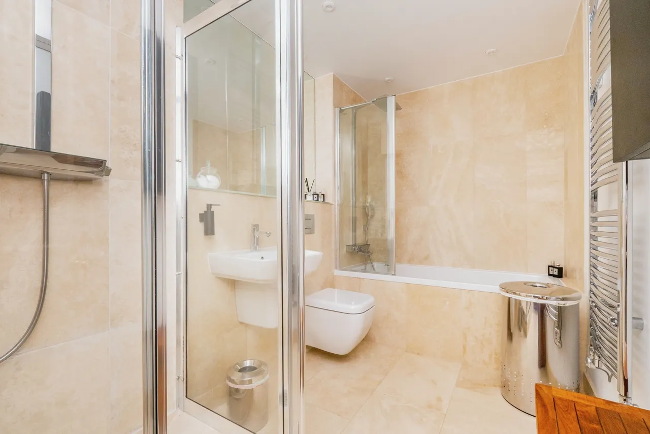 Kings Drive, Midhurst, GU29, photo 11