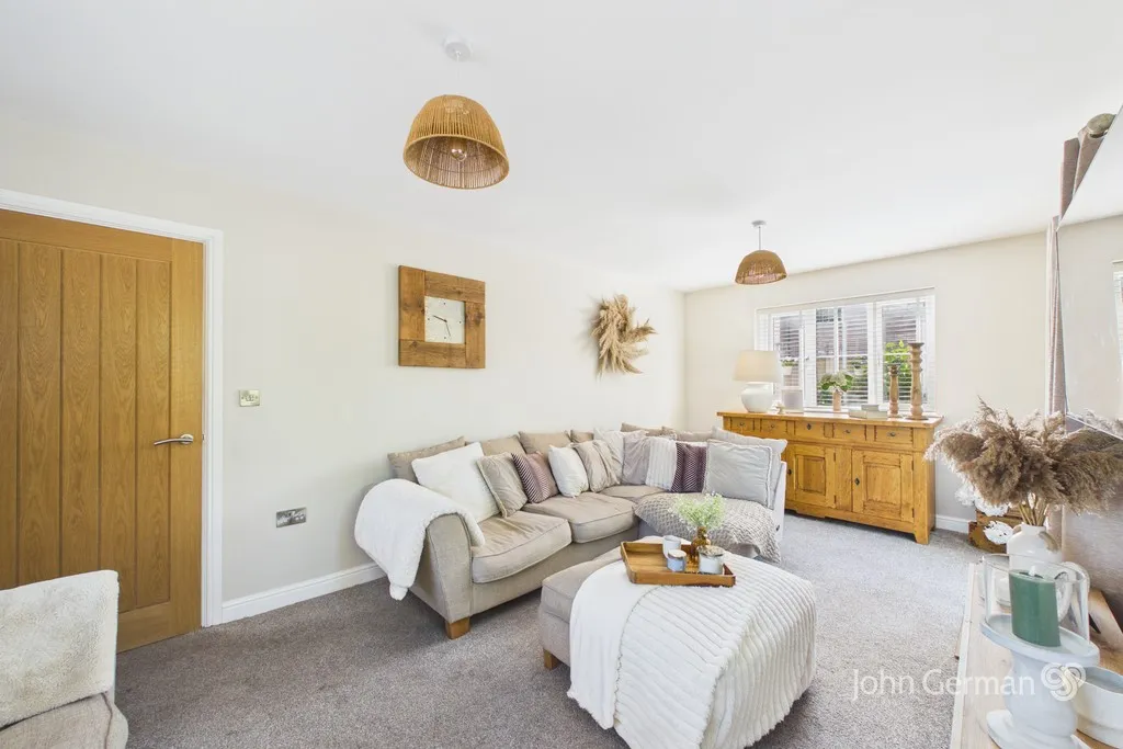 Stafford Road, Uttoxeter, photo 7