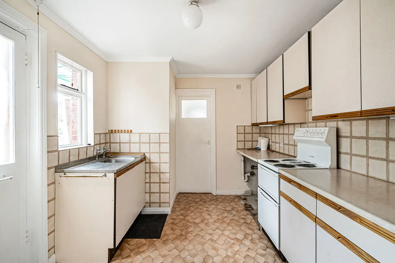 Sumner Road, Farnham, GU9, photo 3