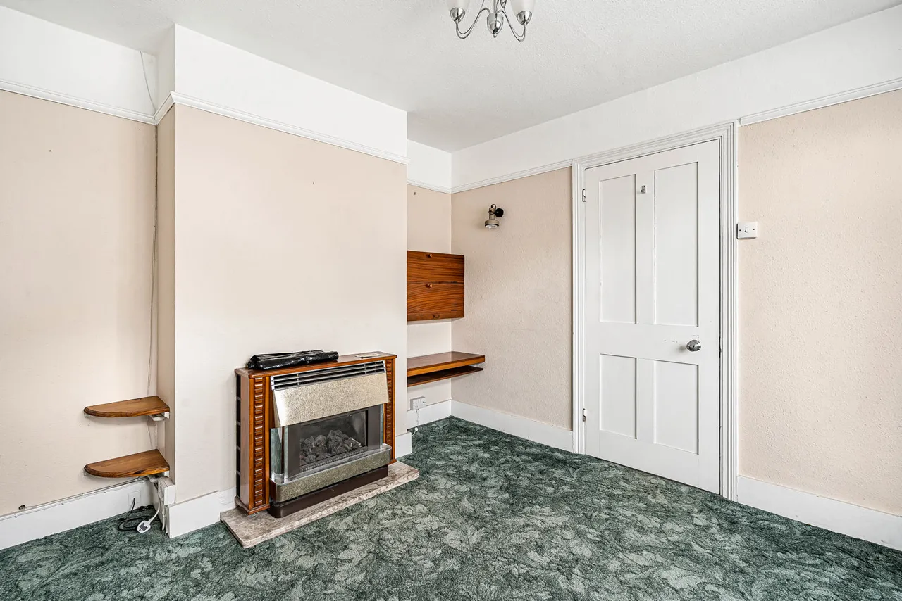 Sumner Road, Farnham, GU9, photo 14