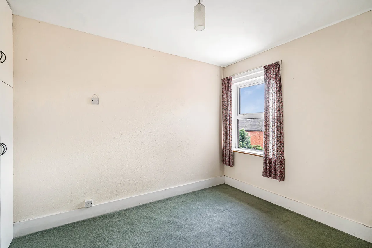 Sumner Road, Farnham, GU9, photo 8
