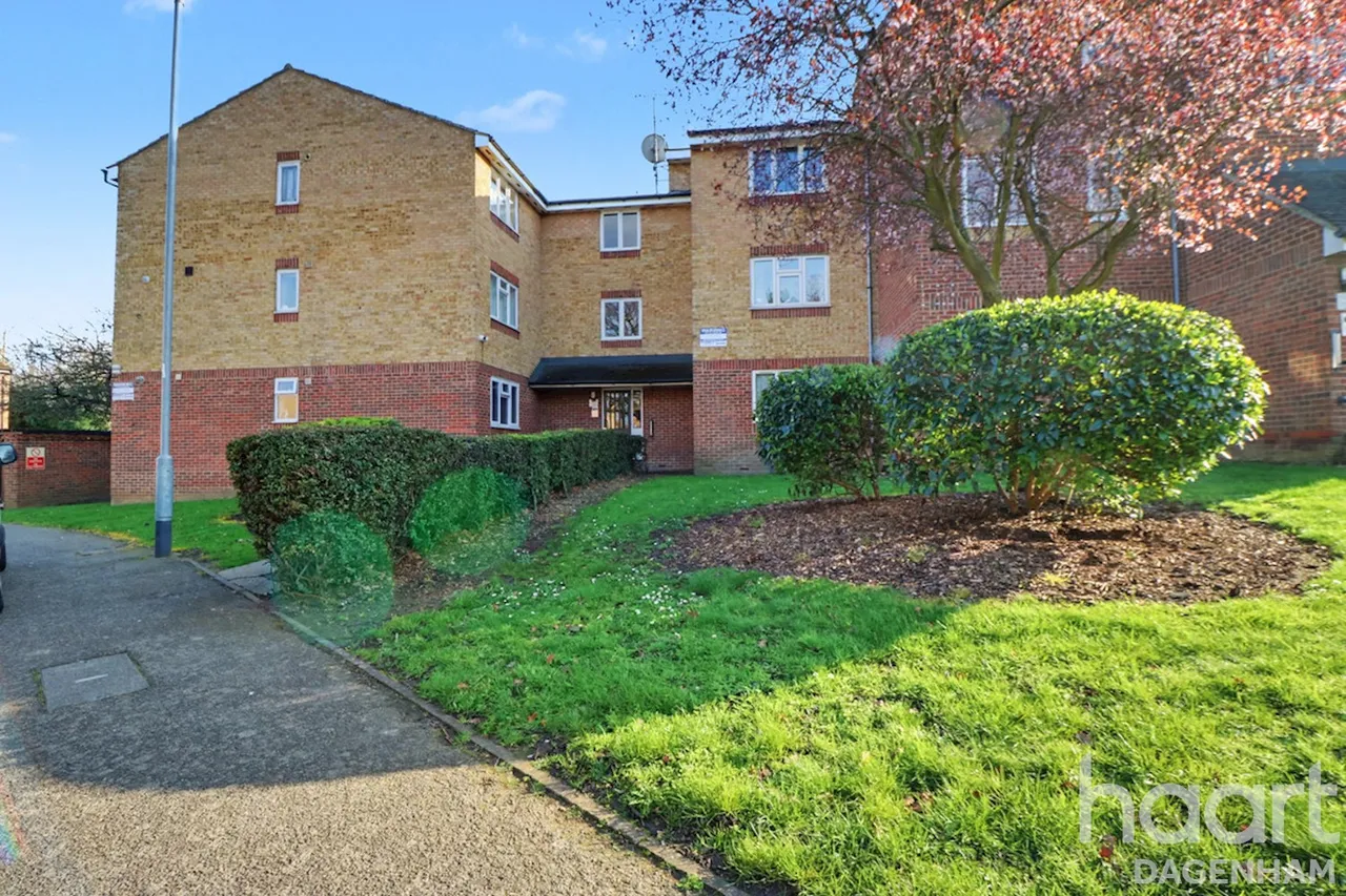 Plumtree Close, Dagenham, RM10, photo 2