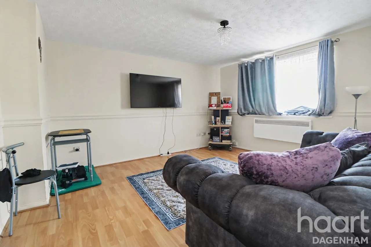 Plumtree Close, Dagenham, RM10, photo 4