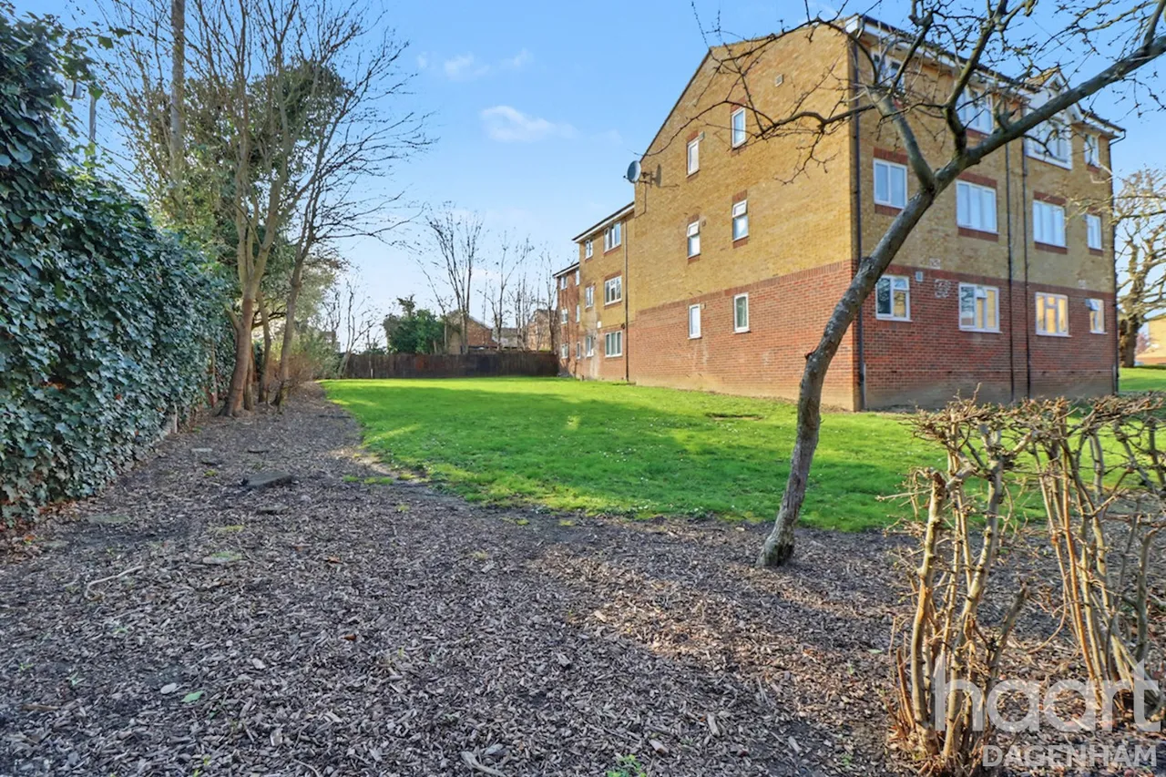 Plumtree Close, Dagenham, RM10, photo 13