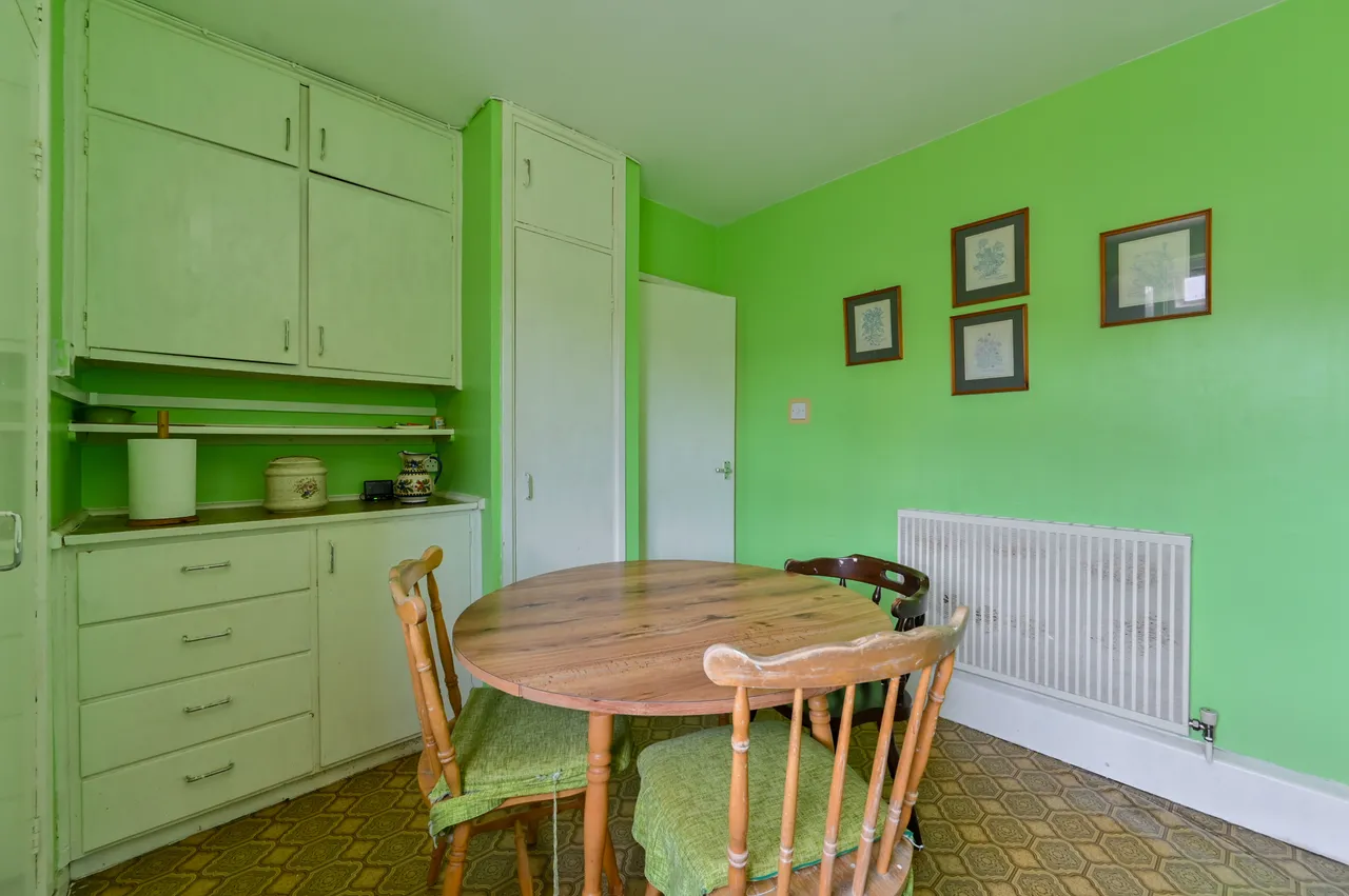25 Lindsay Court, Battersea High Street, London, photo 4