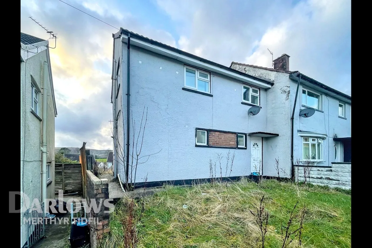 2 bed house for sale, Ash Crescent, Merthyr Tydfil