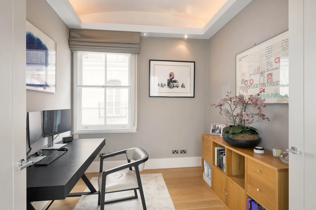 Ennismore Garden Mews, Knightsbridge, London, photo 11