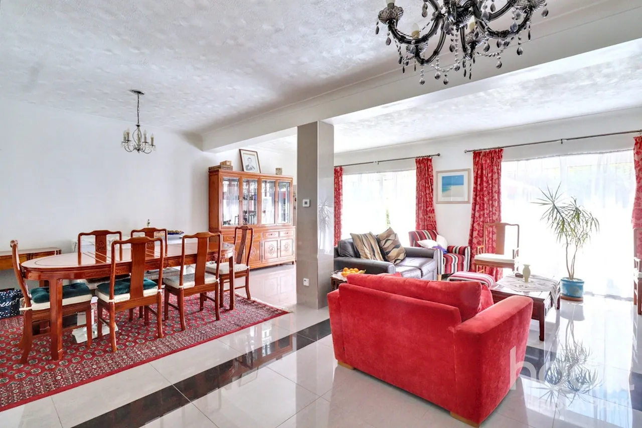 Eastern Avenue East, Romford, RM2, photo 4