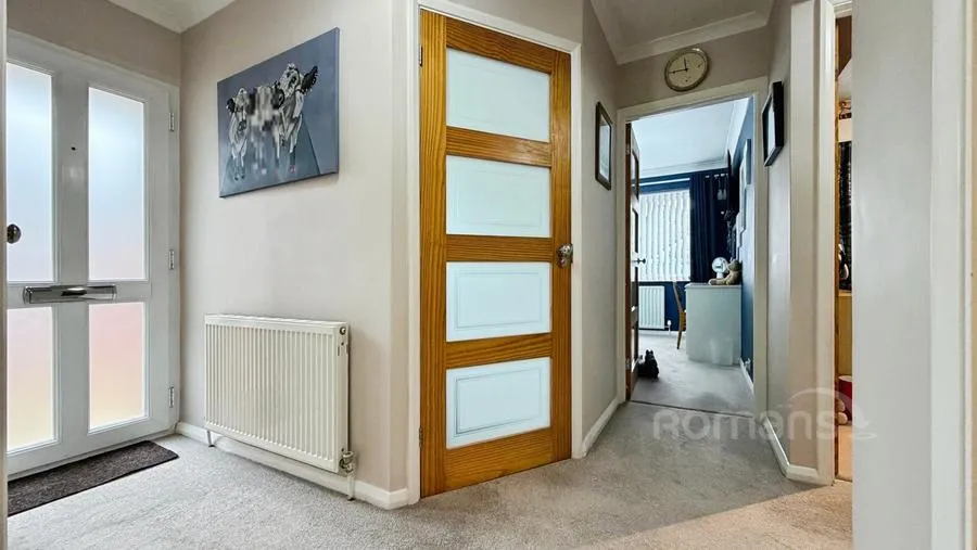 Warwick Road, Ash Vale, GU12, photo 26