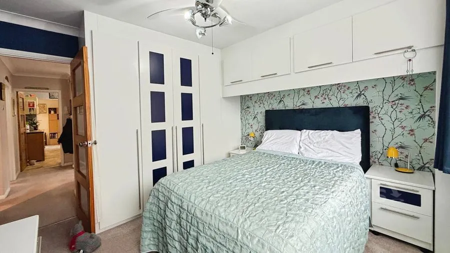 Warwick Road, Ash Vale, GU12, photo 7