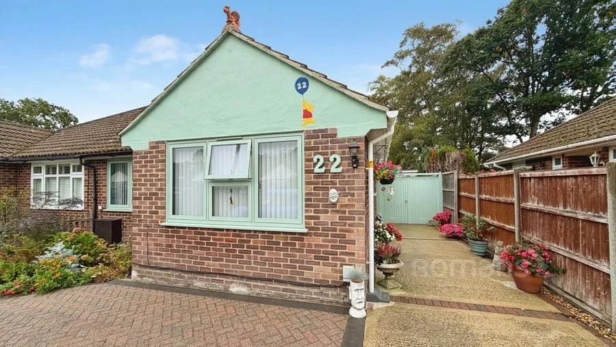 Warwick Road, Ash Vale, GU12, photo 19