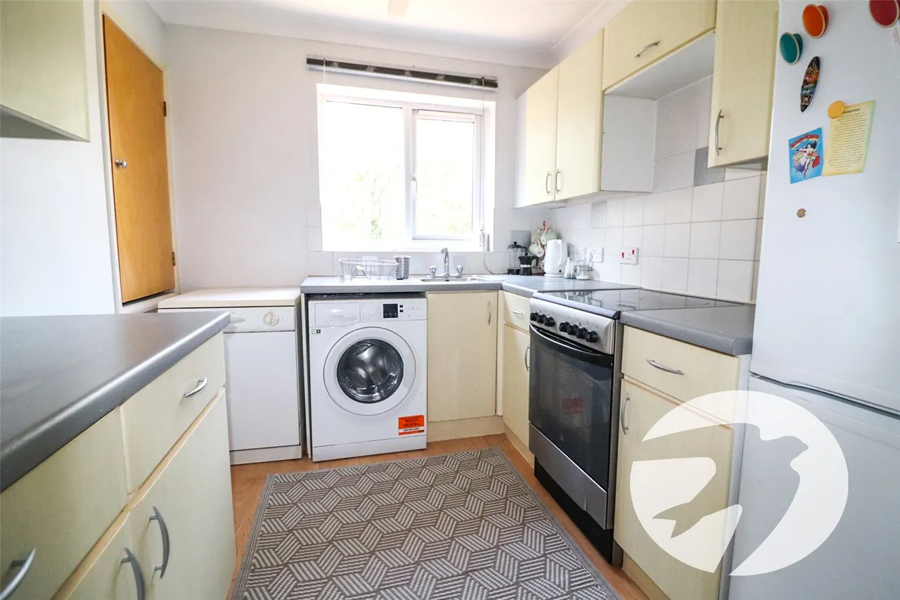 Hawthorn Place, Erith, DA8, photo 4